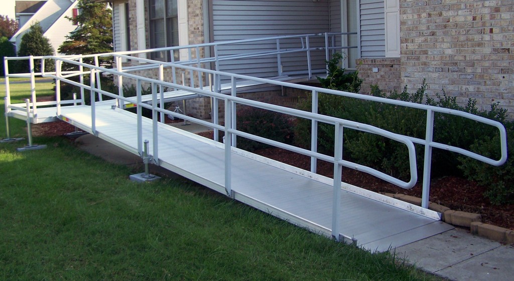 how to build a temporary wheelchair ramp, wheel chair ramp, build inside wheelchair ramp, free drawings of wheelchair ramps